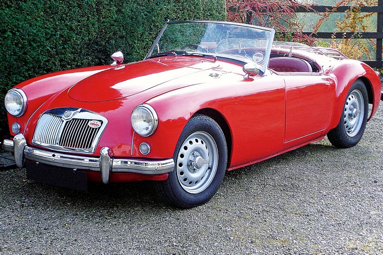 MG以製造小型跑車聞名,獲得眾多車迷的喜愛,圖為MGA