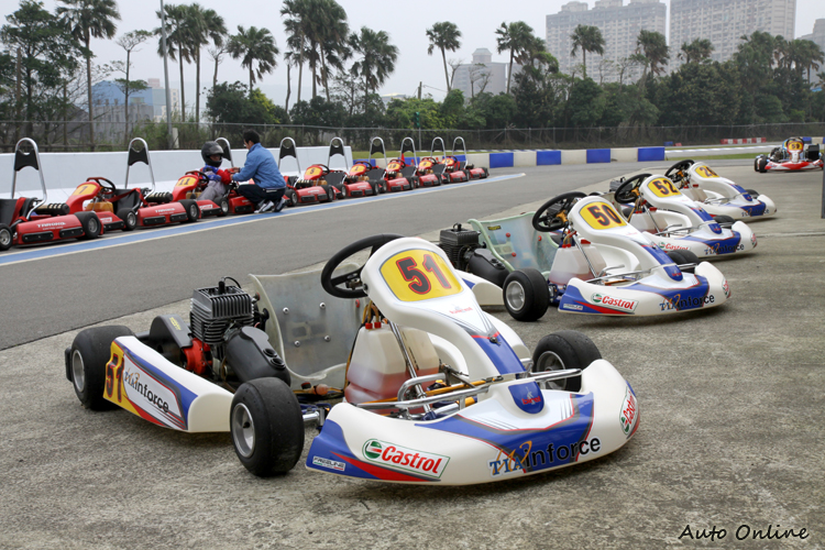 課程所駕駛的是Birel Winforce-K30 TIA車架與YAMAHA SL二行程引擎,車身動態靈活,駕駛需要更細心的操駕。