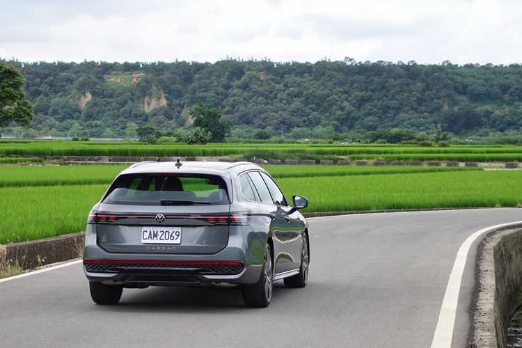 用來取代Arteon的Passat Variant,以更務實的設計展現強大的機能優勢。