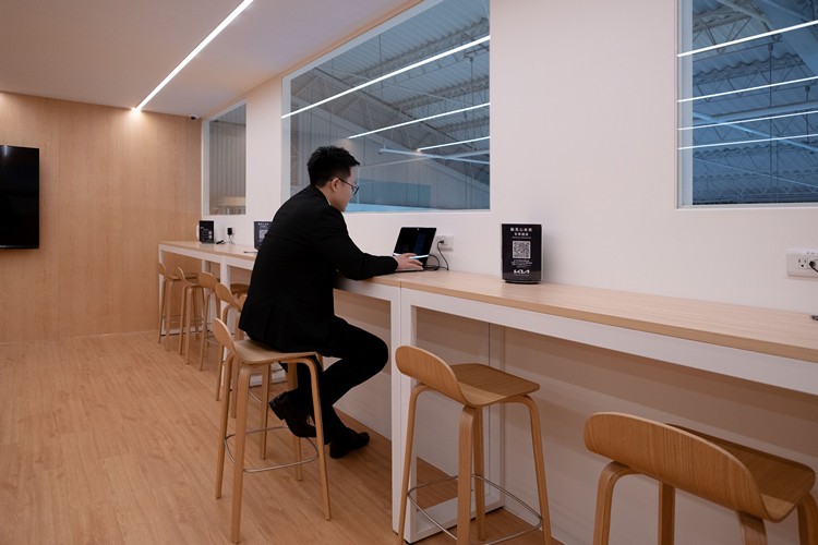 尚麒汽車Kia新莊展示中心的「沉浸式服務」體驗概念,成為國內獨樹一格的服務體驗。