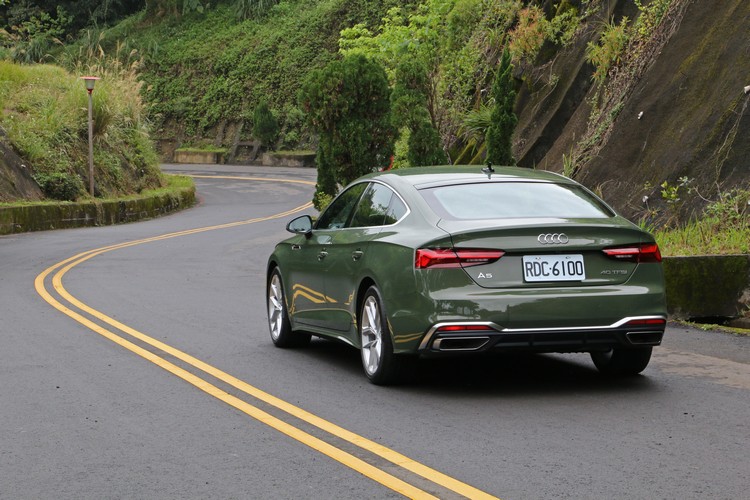 全面性的表現讓A5 Sportback也能成為日常使用中相當稱職的豪華轎車。
