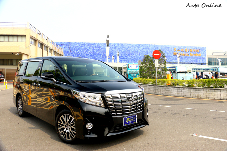 鎖定企業主與高收入家庭的Alphard,品牌攸關成敗關鍵。