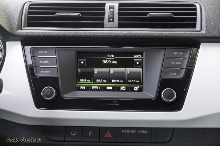 以觸控操作多項影音功能的MIB多媒體資訊娛樂系統。