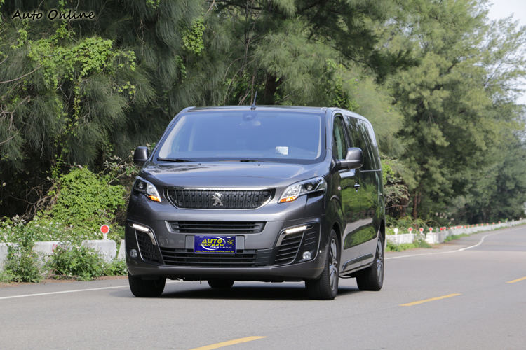 商旅車應用範圍較廣,總代理特別準備六款車型提供選擇。