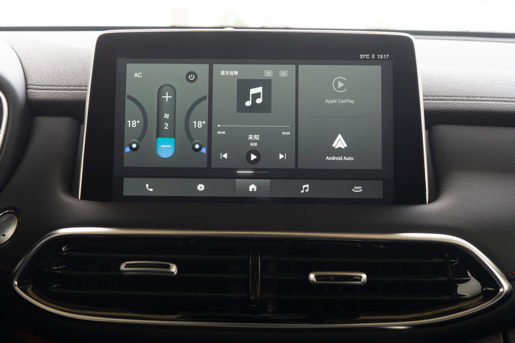 試駕車上的10.1吋觸控螢幕觸控靈敏度時好時頓。