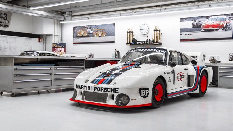 Porsche 935/77