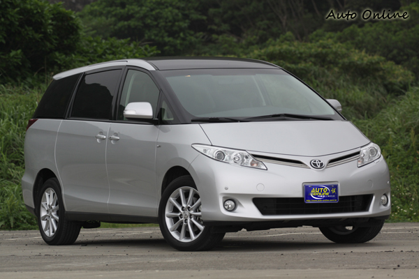 與國產車相比,Previa雖然價格高出一大截,不過相對也擁有更好的休旅機能和駕乘質感。