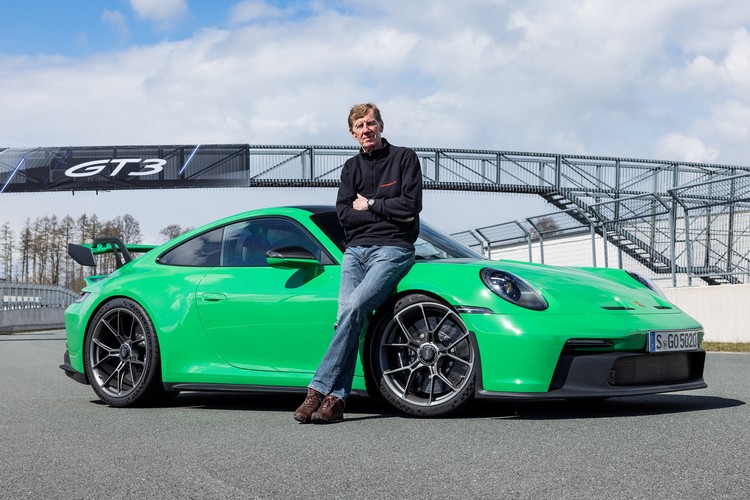 Walter Röhrl與保時捷911 (992世代) GT3。