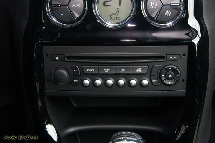 除原廠MP3 CD音響外,也可選配DENON Hi-Fi音響。