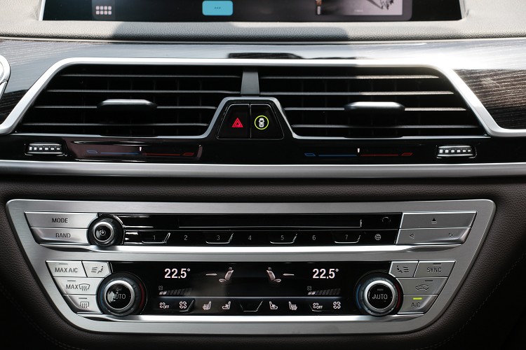 冷氣空調介面維持經典款式。