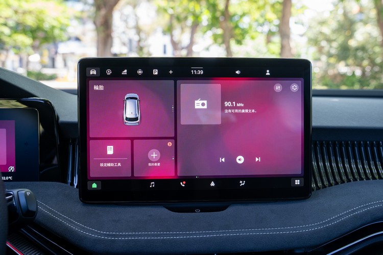 13吋資訊娛樂觸控系統之前是在新Kodiaq上看到,介面設計清爽直覺