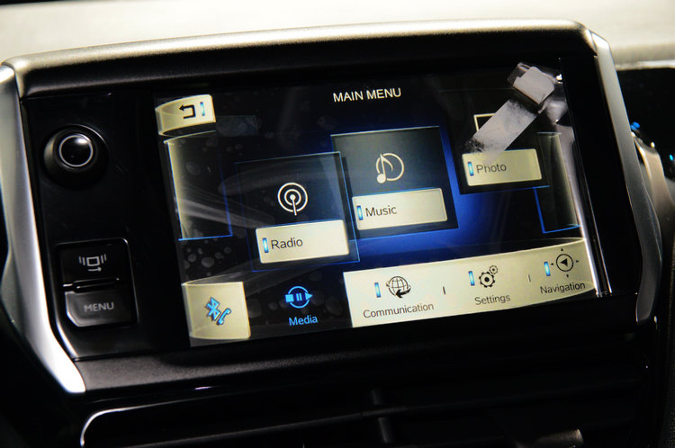 7吋觸控螢幕為車系標配項目,整合多種功能的設計也是國內同級距最優異者。