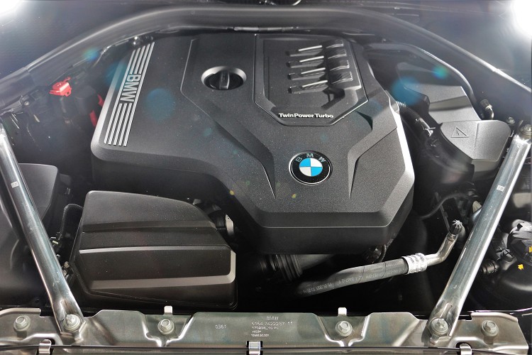 動力搭載代號B48四缸2.0升渦輪增壓引擎,最大馬力創造出258hp/5000rpm與40.8kgm/1550rpm最大扭力。