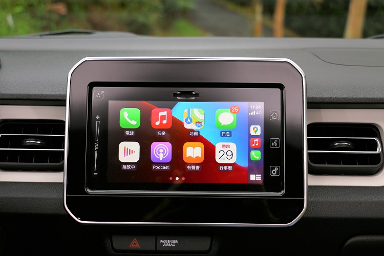原廠標準配備音響系統支援Apple CarPlay。