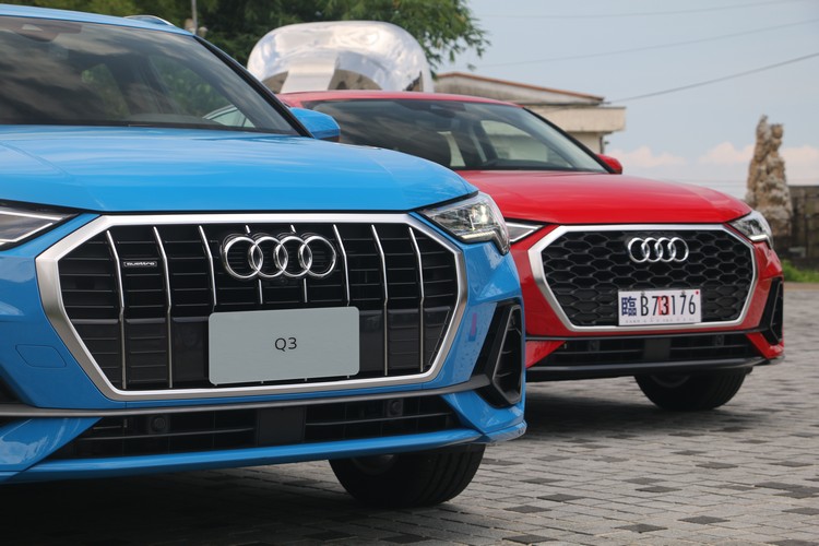 不同於Q3的直柵設計,Q3 Sportback的水箱罩採用的是蜂巢網格的型式。