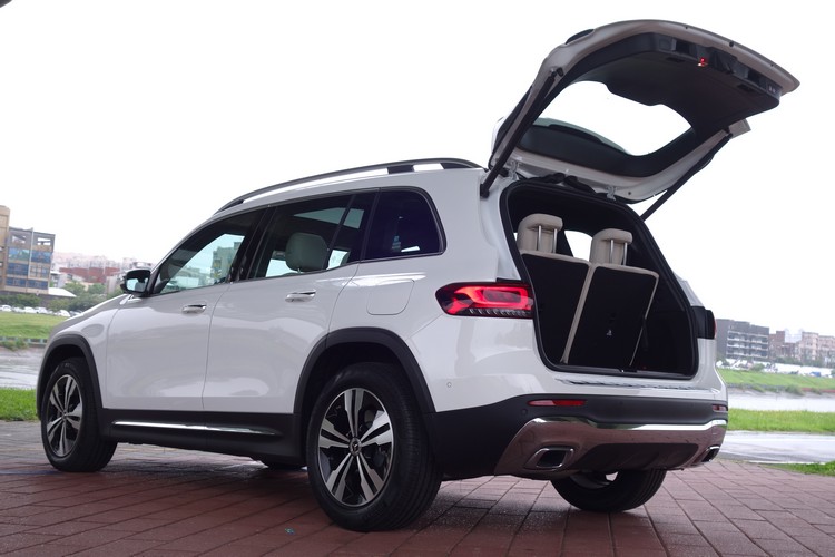 和其他豪華小型車家族相比,GLB具備獨樹一格的產品設定。