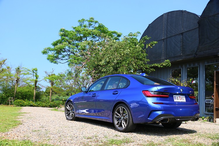 消費者如果覺得M3、M4、M5售價太貴,就可選擇M340i、M550i等較親民的M Power。