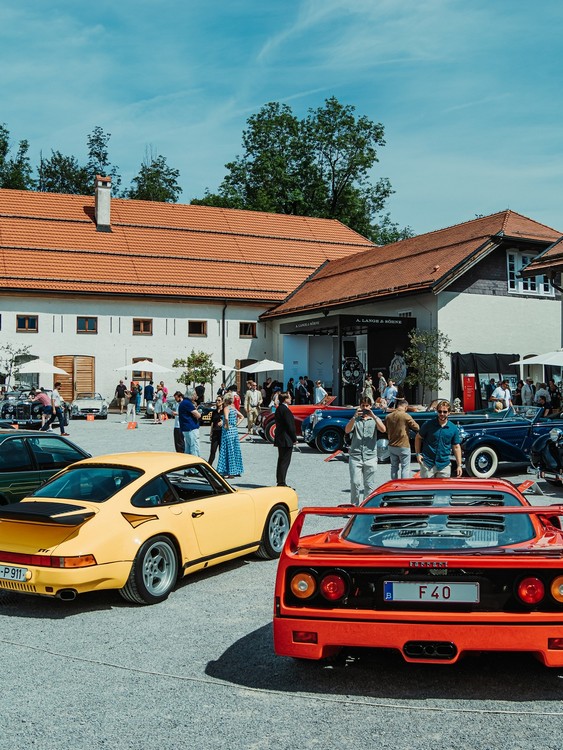 對朗格而言,2024 年首屆德國古董車大賞同時紀念了品牌經典系列 DATOGRAPH 問世 25 週年,具有多重意義。