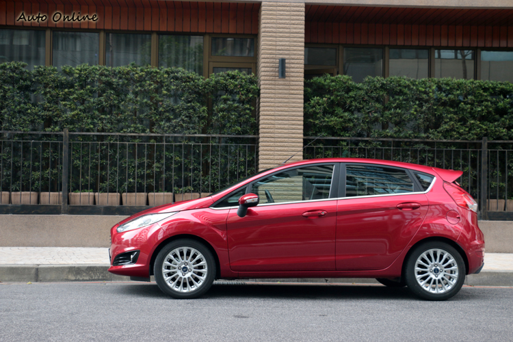 Fiesta運動化的調校處理,操駕感受具有強烈的駕駛樂趣。