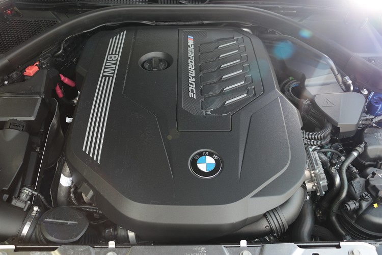 雖然B58系列引擎並非正統M Car的S系列心臟,但經由M部門的調校,整體表現比起以往有感受明顯的躍進。