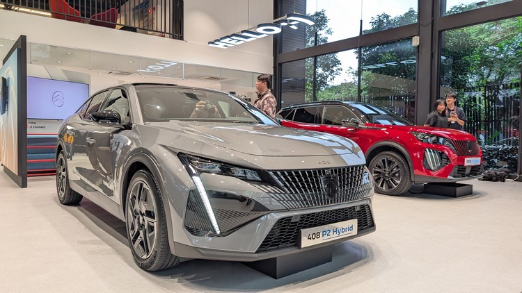 2026 正年式 PEUGEOT 408 GT PREMIUM FOCAL® 車型：建議售價 新台幣 140.8 萬元起。