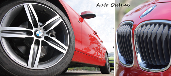 Sport Package除了黑色高光澤處理的8柵式水箱護罩,也換裝星幅鋁圈。