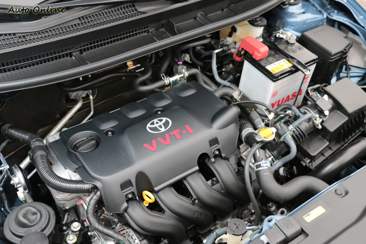 維持1NZ-FE之1.5升直四引擎配置,但原廠表示透過如電子節氣門、排氣頭段等重新調校車輛輸出更順暢也更省油。