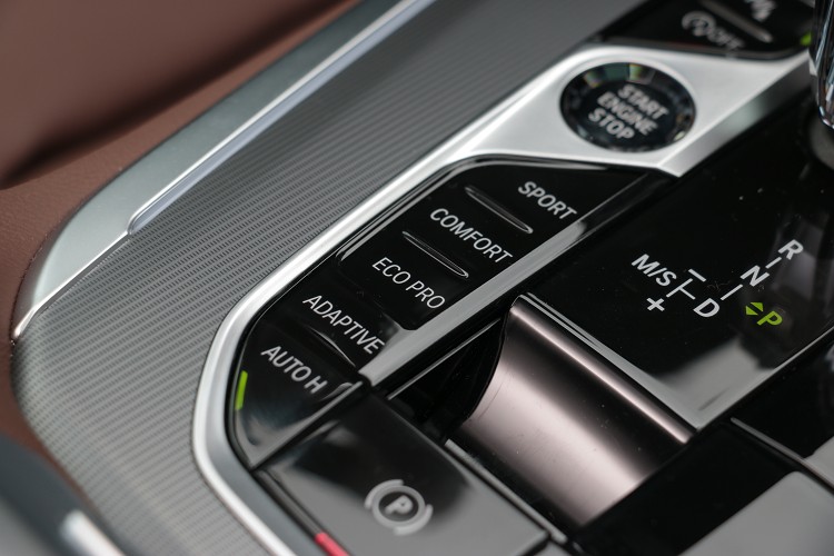 行車模式的切換可得到不同駕馭風格。