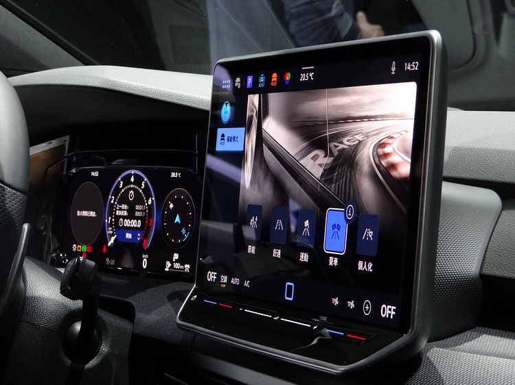 小改Golf另一個特色就是支援在地化繁體中文智慧語音助理,要求協助不必背指令。