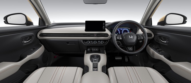 e:HEV Z 特別版 Cross Touring灰褐色內裝